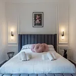 Nana Boutique Apartment